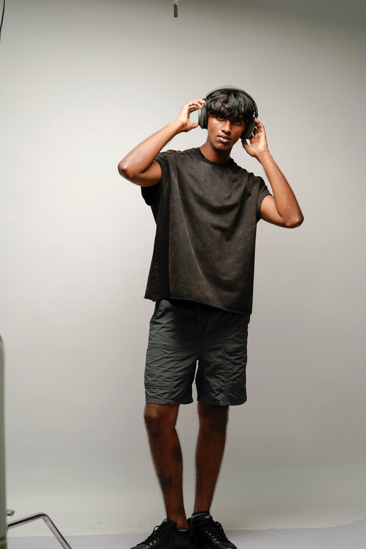 OVERSIZE SLEEVELESS