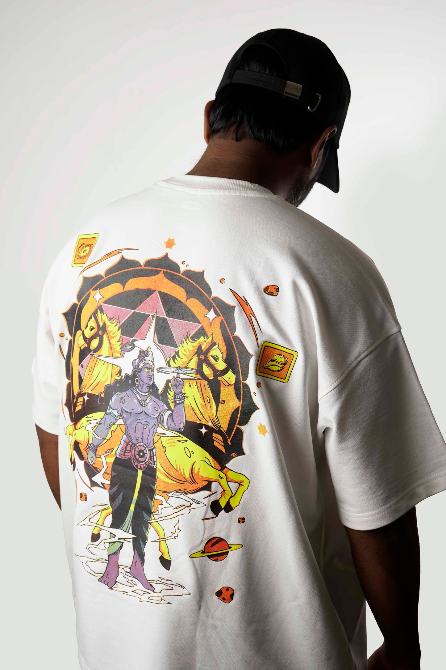 OVER SIZE  WHITE T SHIRT KRISH PRINT
