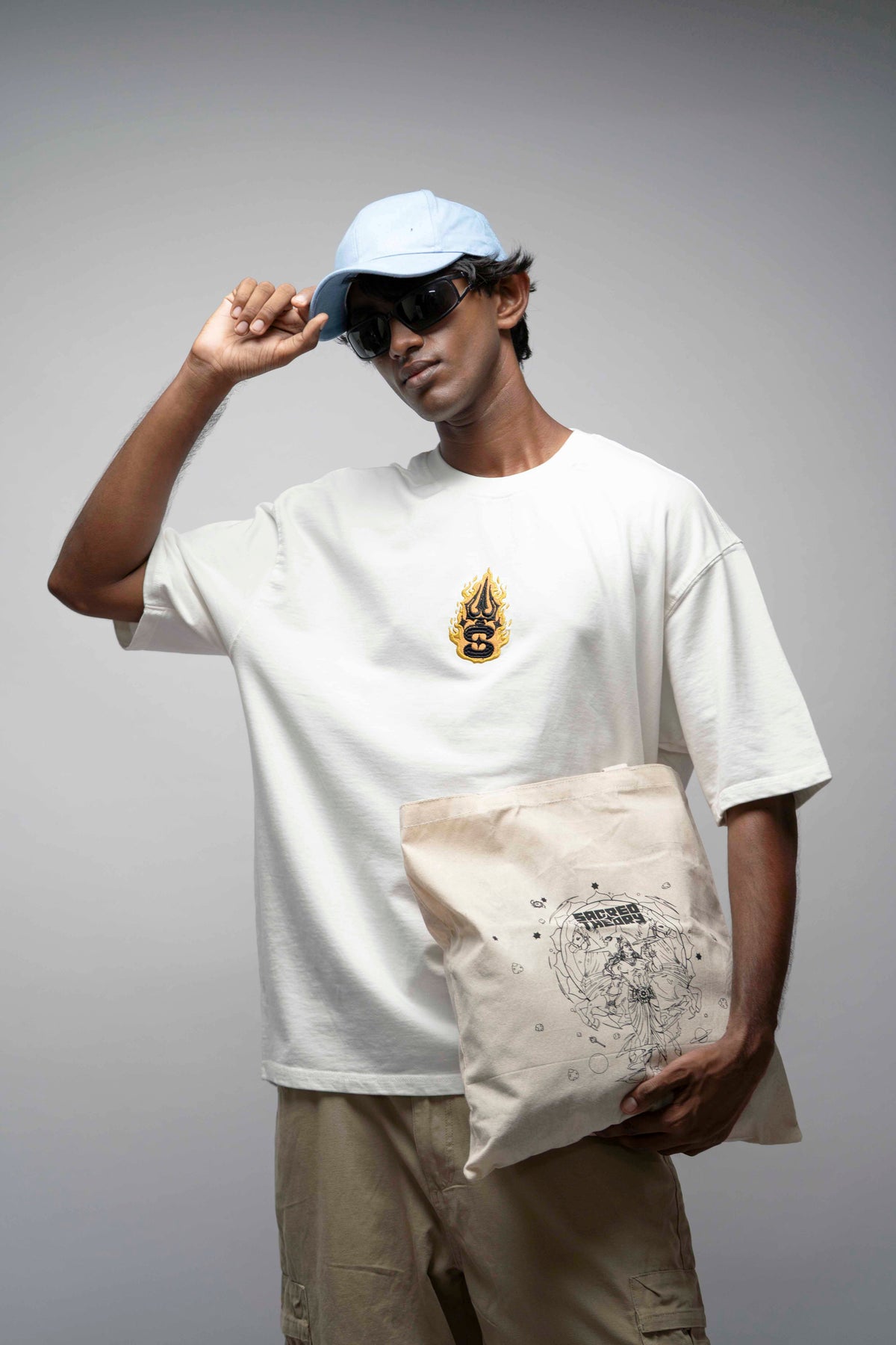 OVERSIZE TEE. SHIVA  Nilakantha – White Oversized T-Shirt